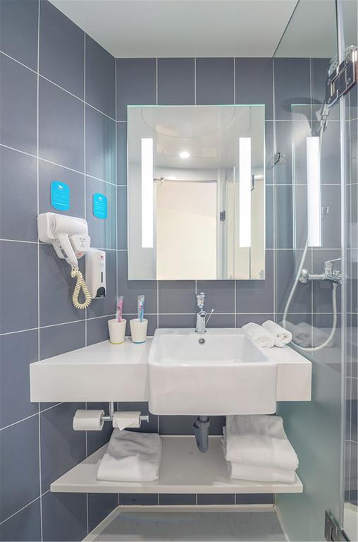 Hanting Hotel Fuzhou Wuyi Square Zewnętrze zdjęcie