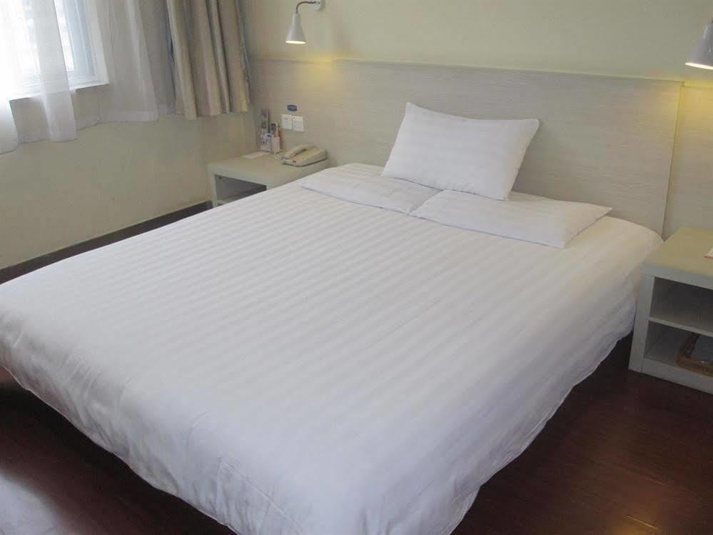 Hanting Hotel Fuzhou Wuyi Square Zewnętrze zdjęcie