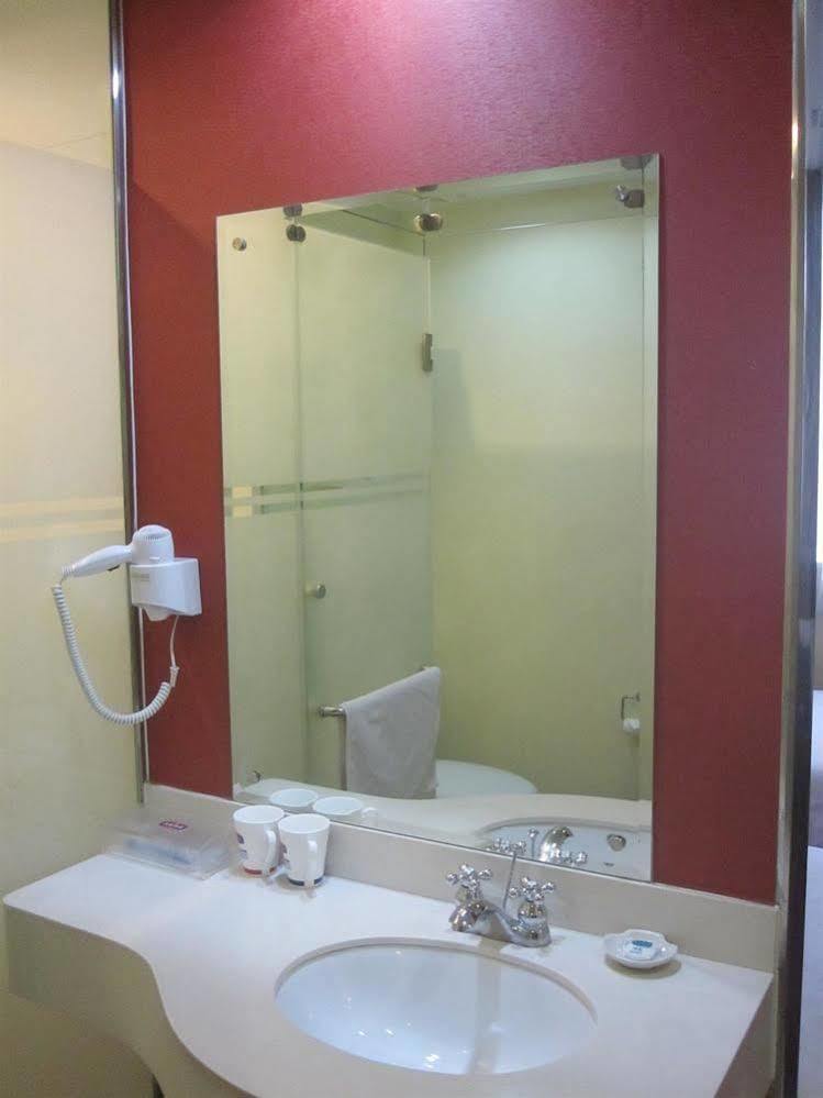 Hanting Hotel Fuzhou Wuyi Square Zewnętrze zdjęcie